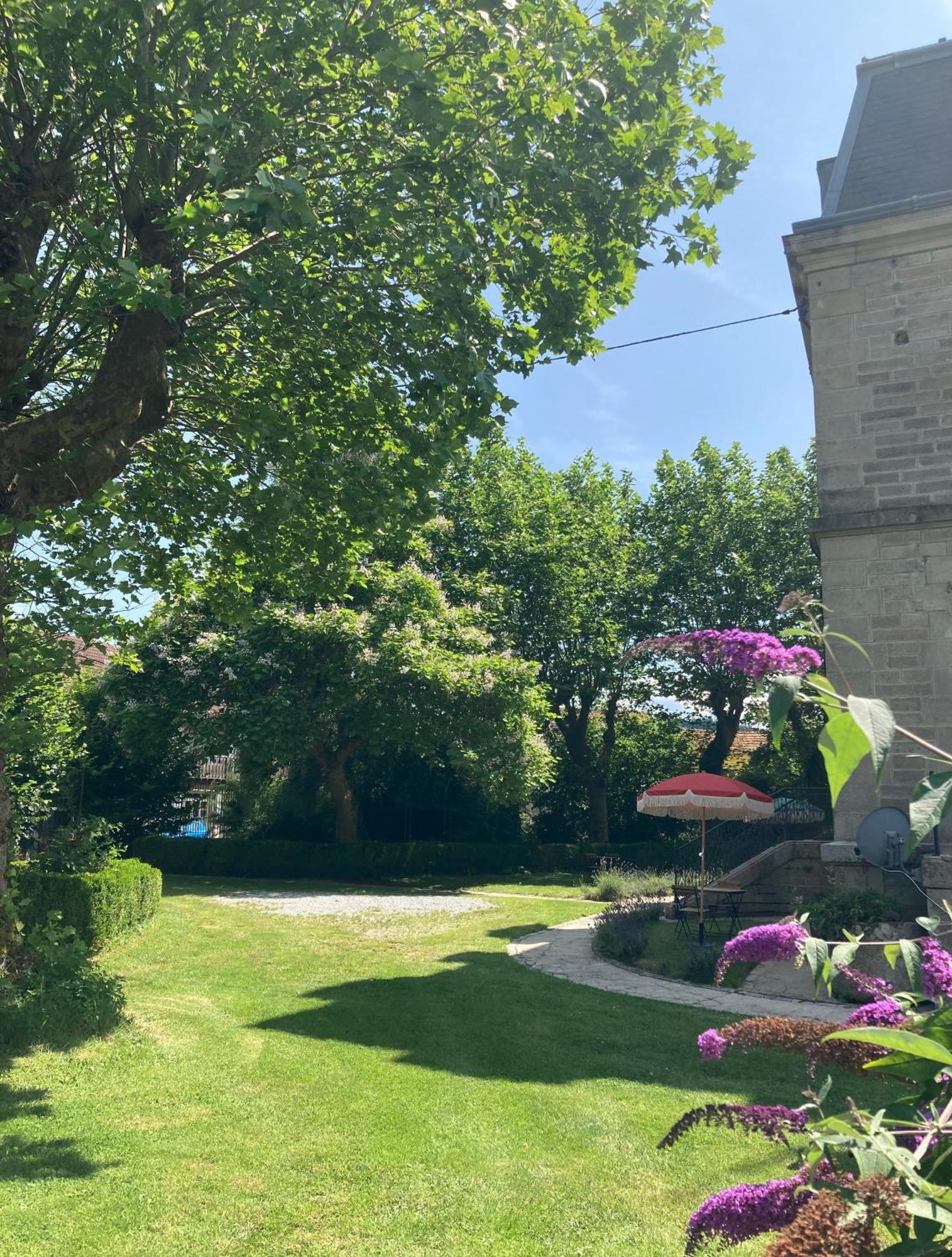 Chateau Gioux Saint-Pierre-Bellevue 外观 照片